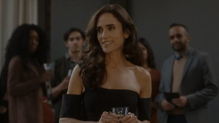 ג'ניפר קונלי חוזרת לעסוק ביקומים מקבילים