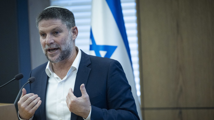 בצלאל סמוטריץ'. מקדמים חקיקה אנטי-ציונית