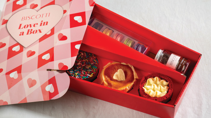 קונדיטוריית ביסקוטי, ''Love in a Box'', מחיר: 159 שקלים
