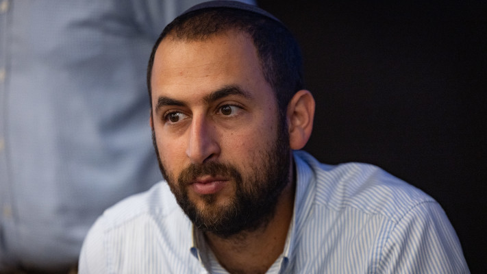 לא היה עוד מועמד אקראי. עומר רחמים