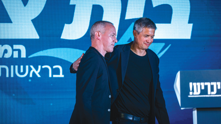 קיבלו הצעה מליברמן. יועז הנדל חילי טרופר