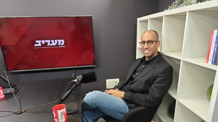 מושיקו ארז בפודקאסט מעריב