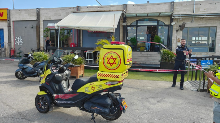 ירי בתחנת דלק בקיסריה