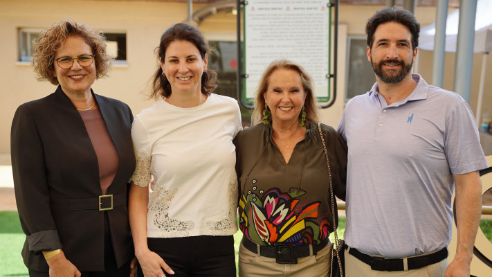 דיויד אריסון, שרי אריסון, דורין אריסון ותמר- פורת- פקר (צילום: טל זיגדון)