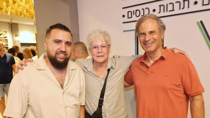 איתן סטיבה, איציק ויינגרטן ועמרי לובל (צילום:  רפי דלויה)