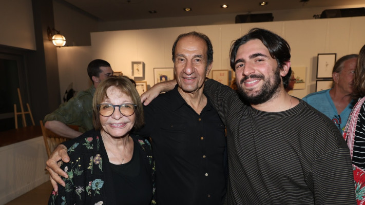 אדם גבאי, ששון גבאי ורבקה מיכאלי (צילום: רפי דלויה)