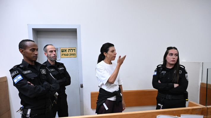  מיטל סער אשתו של ראש עיריית כפר סבא, בבית המשפט