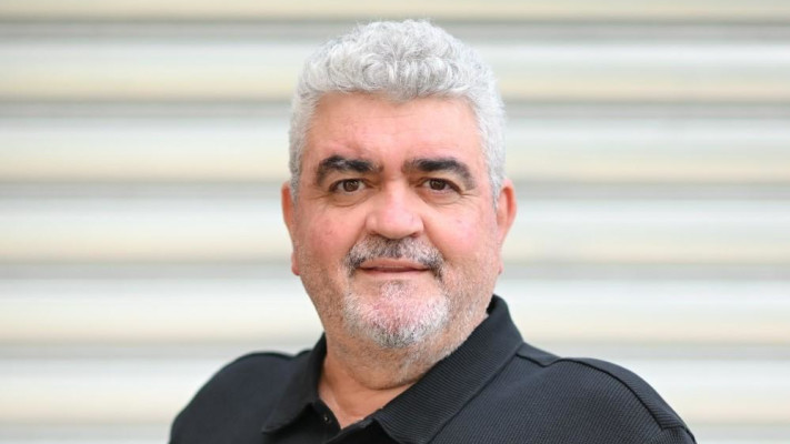 רמי בז'ה