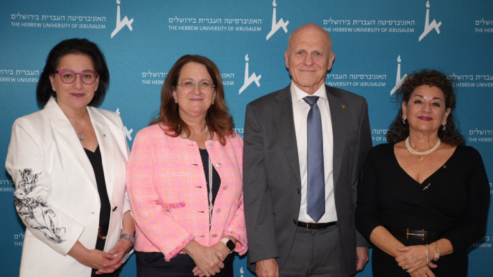 שרון עזריאלי, תמיר שפר, דנה עזריאלי ונעמי עזריאלי (צילום: מקסים דינשטיין)