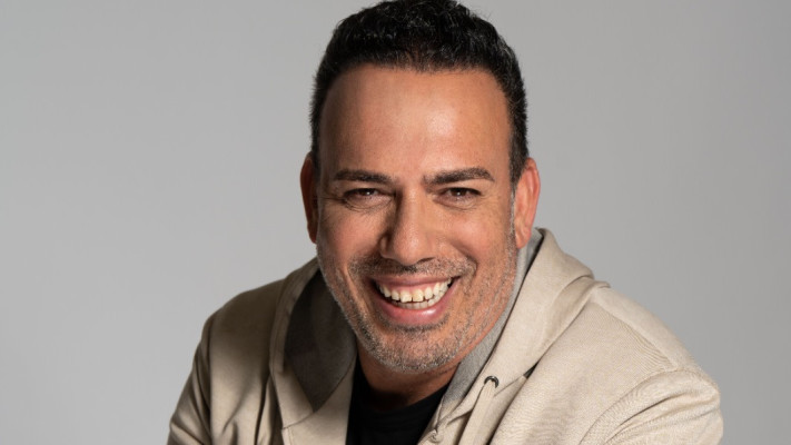 אורי מקס