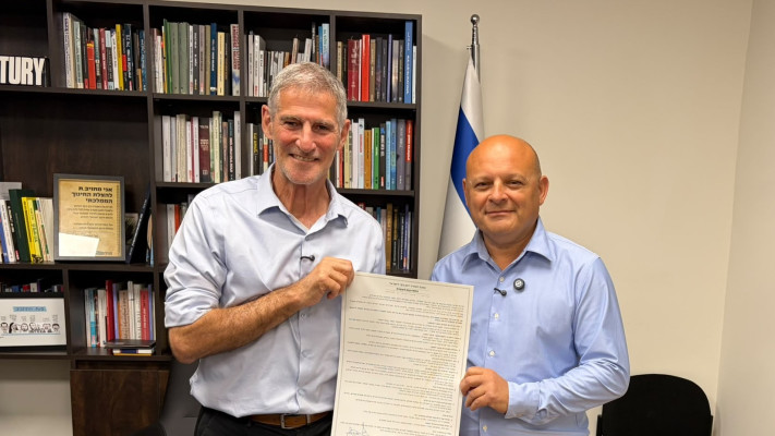 ראובן לדיאנסקי ויאיר גולן 