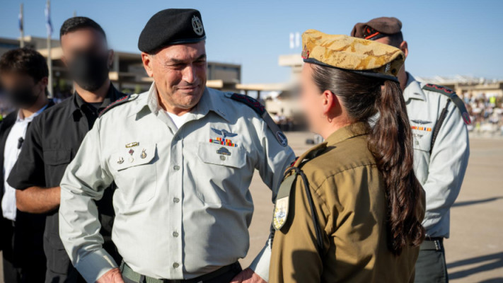 הרמטכ''ל אייל זמיר בטקס סיום קורס קצינים