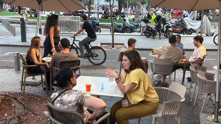 ישראלים מבלים ביום הבחירות 2026