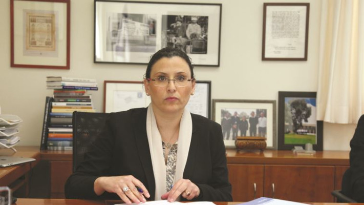 מיכל עבאדי-בויאנג'ו