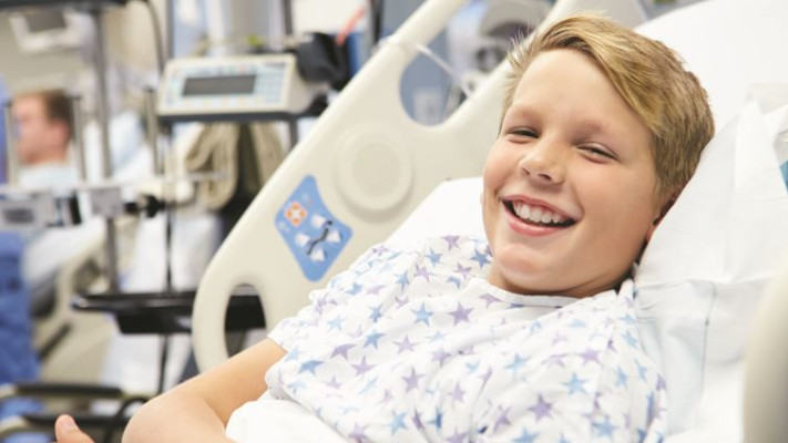 ילד מאושפז בבית חולים