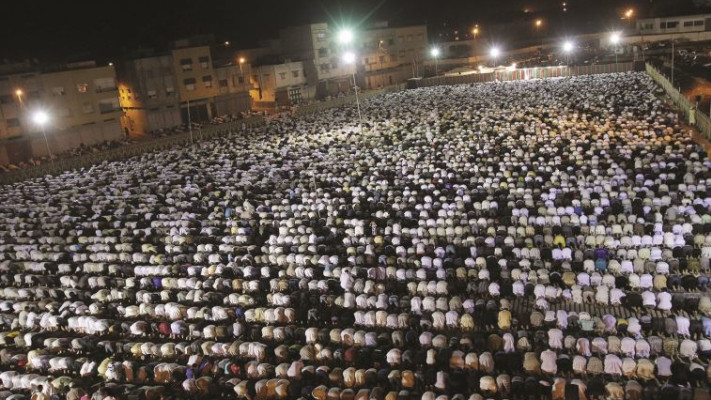 אלפי מתפללים במהלך חודש הרמאדן