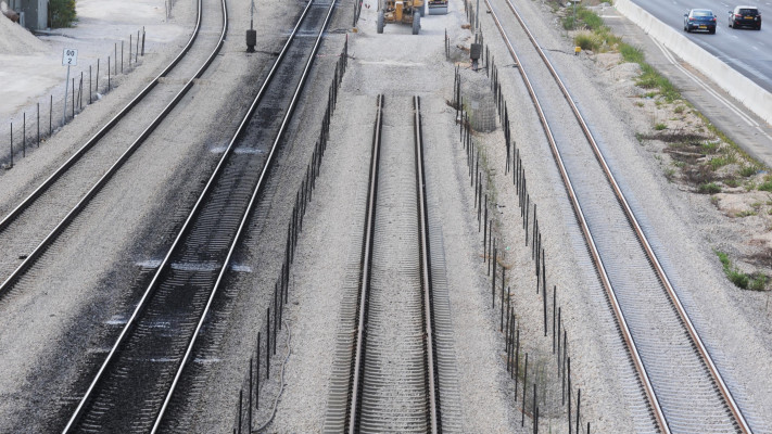 מסילת רכבת, ארכיון (צילום: אבשלום ששוני)