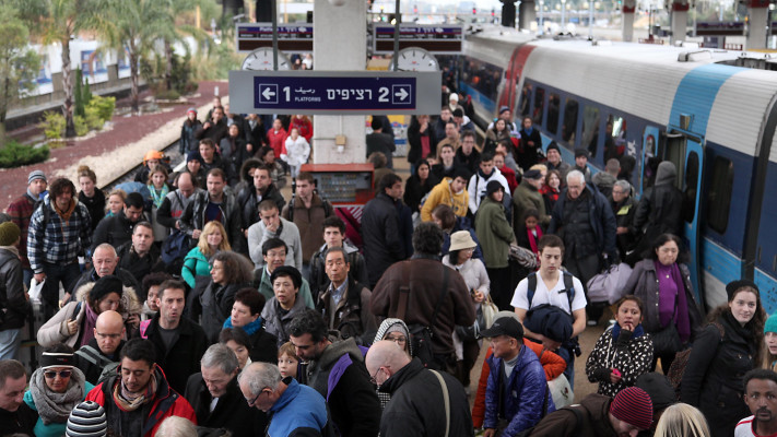 עומס ברכבת ישראל, ארכיון (צילום: גדעון מרקוביץ, פלאש 90)