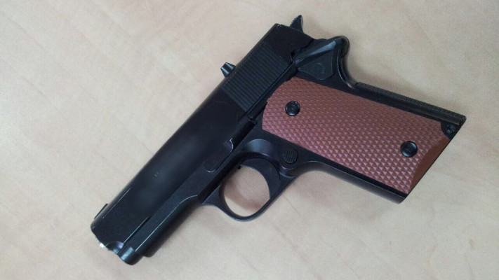 אקדח צעצוע, לתמונה אין קשר לכתבה