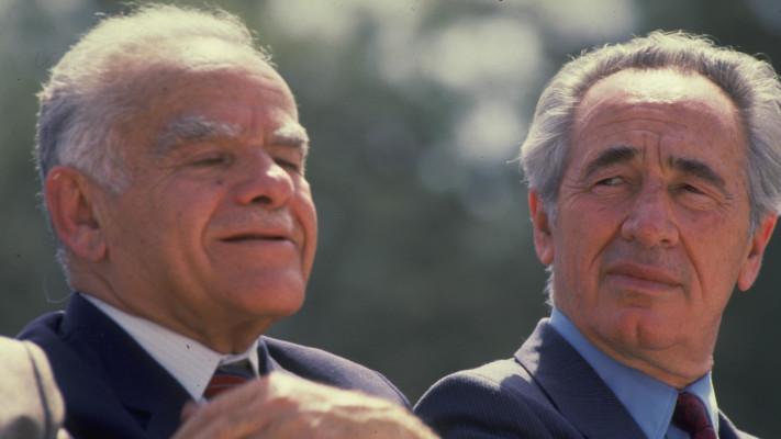 שמעון פרס ויצחק שמיר