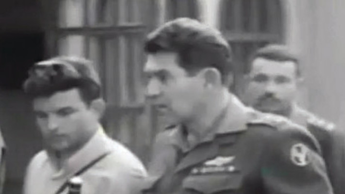 הרמטכ''ל לשעבר דוד אלעזר עם יעקב ארז