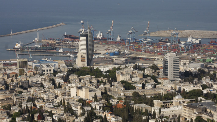מפרץ חיפה (צילום: דניאל דרייפוס, פלאש 90)