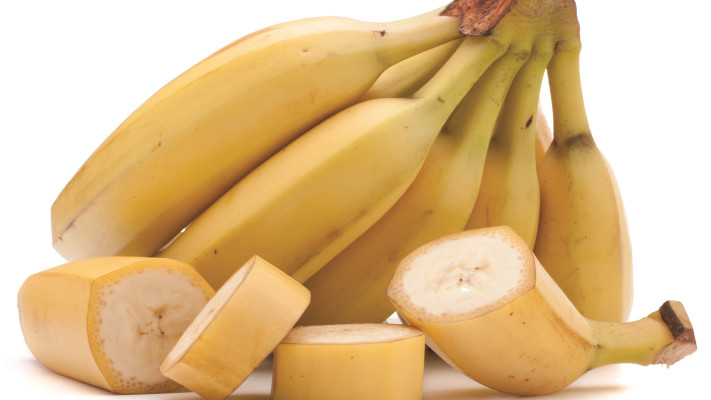 אחסון בננות במקרר גורם להן להתקלקל מהר יותר? (צילום: אינגאימג')