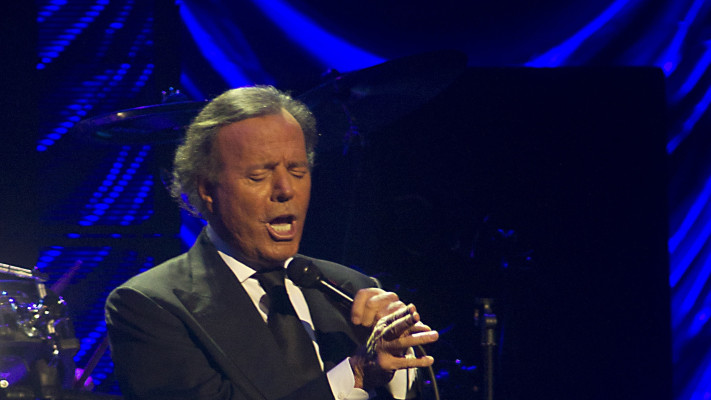 חוליו איגלסיאס (צילום: AFP)