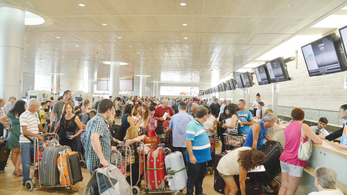 עומס בנתב''ג, ארכיון (למצולמים אין קשר לנאמר בכתבה) (צילום: יוסי זליגר, פלאש 90)