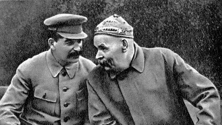 מקסים גורקי עם יוסף סטאלין  שנת 1931