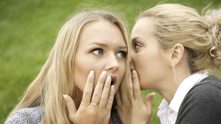 רכילות (צילום: ingimage ASAP)