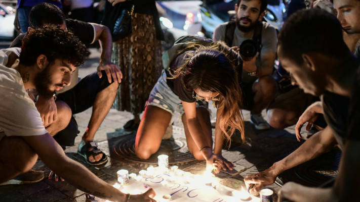 נרות לזכרו סלומון טקה (צילום: תומר נויברג, פלאש 90)