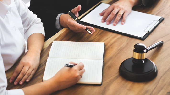 עורכת דין - אילוסטרציה