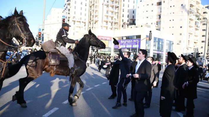 הפגנות הפלג הירושלמי, ארכיון