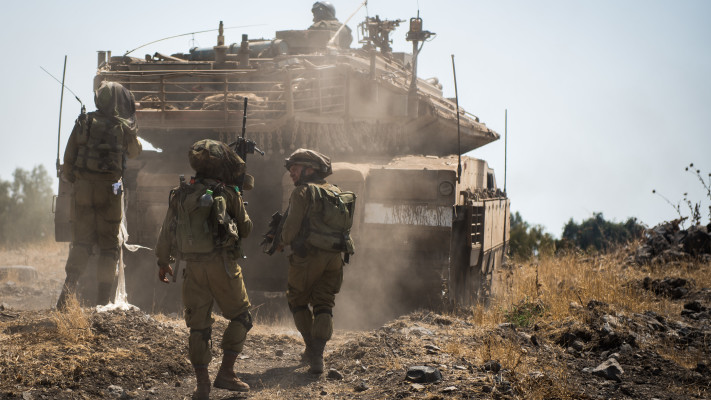 הקלה לצד תסכול. חיילי שיריון ברצועת עזה (צילום: אתר צה''ל)