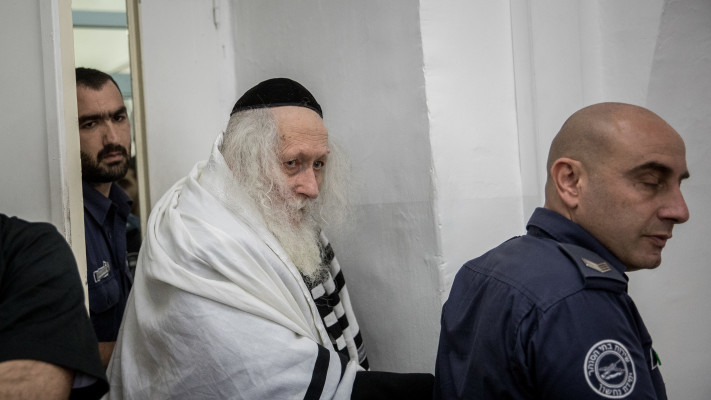 הרב ברלנד בבית המשפט (צילום: יונתן זינדל, פלאש 90)