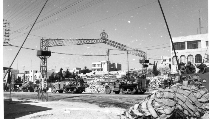 כוחות צה''ל נכנסים לרמאללה בששת הימים