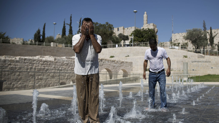 גל חום בירושלים, ארכיון (למצולמים אין קשר לנאמר בכתבה) (צילום: יונתן זינדל, פלאש 90)