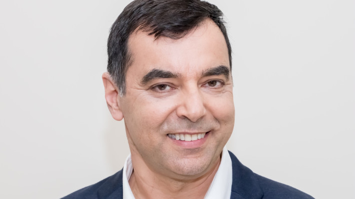 אמנון שעשוע (צילום: ג'ונתן הפנר)