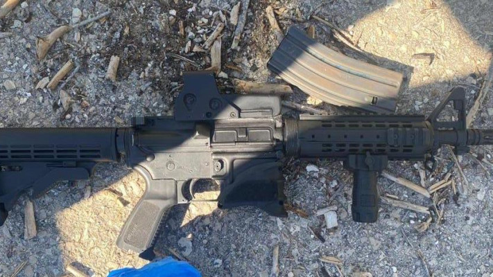 נשק מסוג M-16 שנתפס בפשיטת משטרה - אילוסטרציה