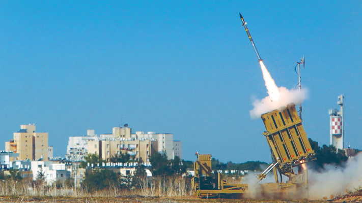 כיפת ברזל במבצע עמוד ענן בשנת 2012 (צילום: רויטרס)