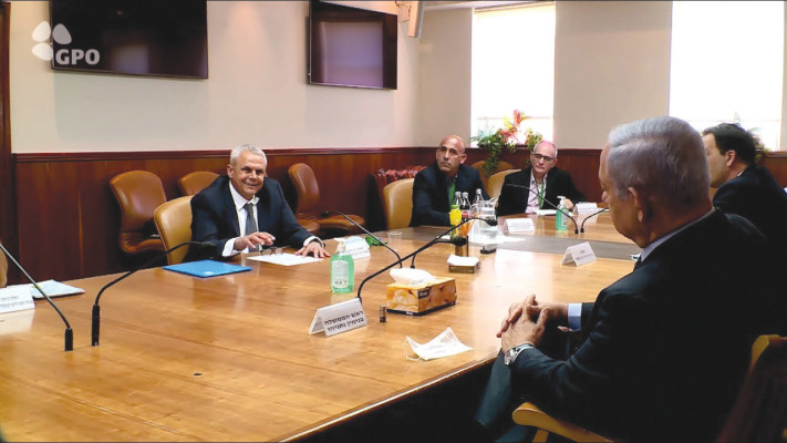הביטחוניסטים בפגישה עם ראש הממשלה נתניהו (צילום: הביטחוניסטים)