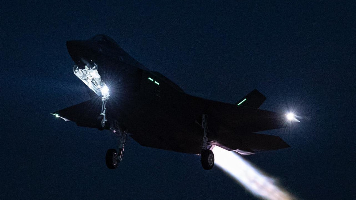 מטוס ''אדיר'' F-35