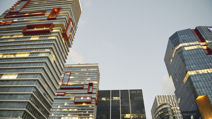 בניין משרדים