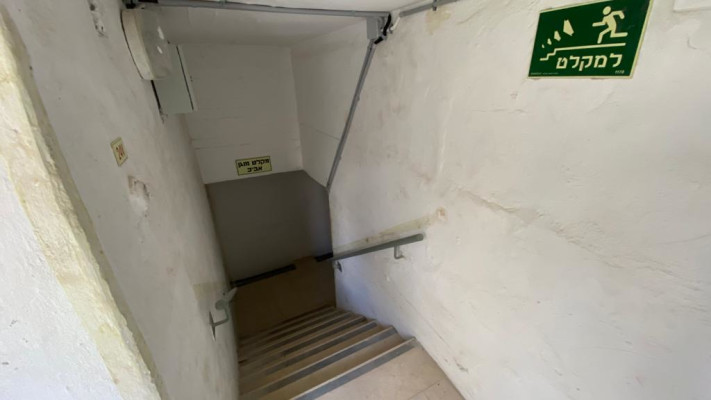 פתיחת מקלטים בתל אביב (צילום: אבשלום ששוני)
