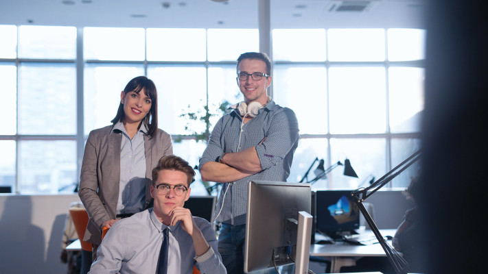 עובדים, אילוסטרציה