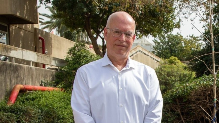 אריאל פורת (צילום: משה בדרשי, אוניברסיטת תל אביב)