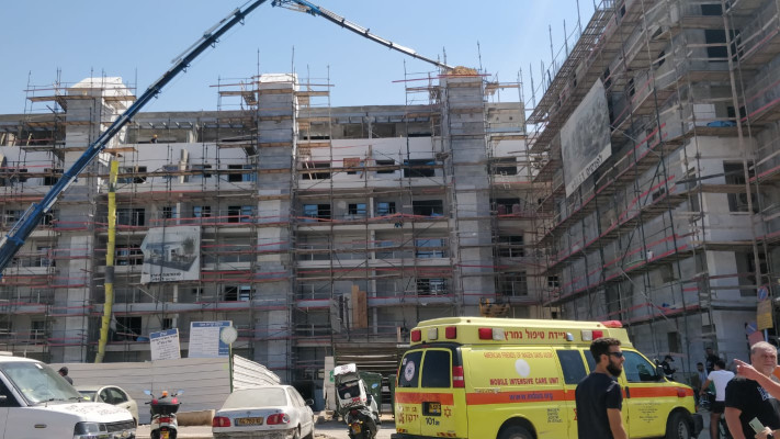 אתר בנייה בקרית אונו