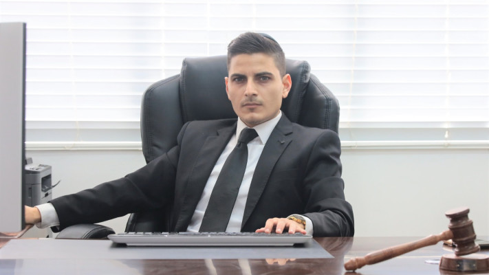 עורך הדין יאיר בן שטרית