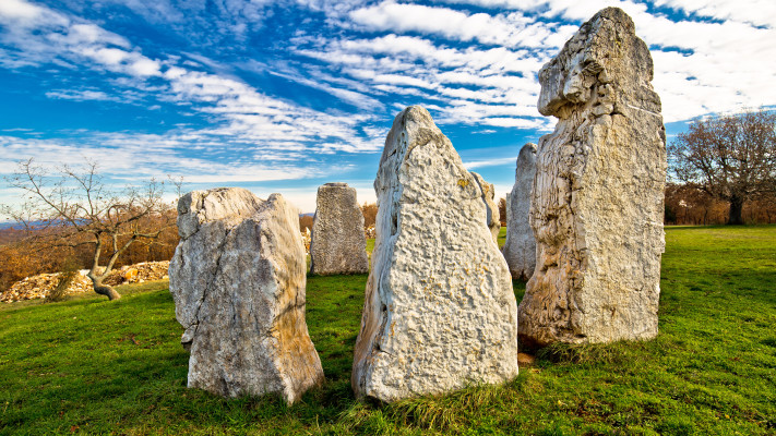 אבנים חצובות מלפני 1,500 שנים נמצאו בסקוטלנד (צילום: אינג'אימג')